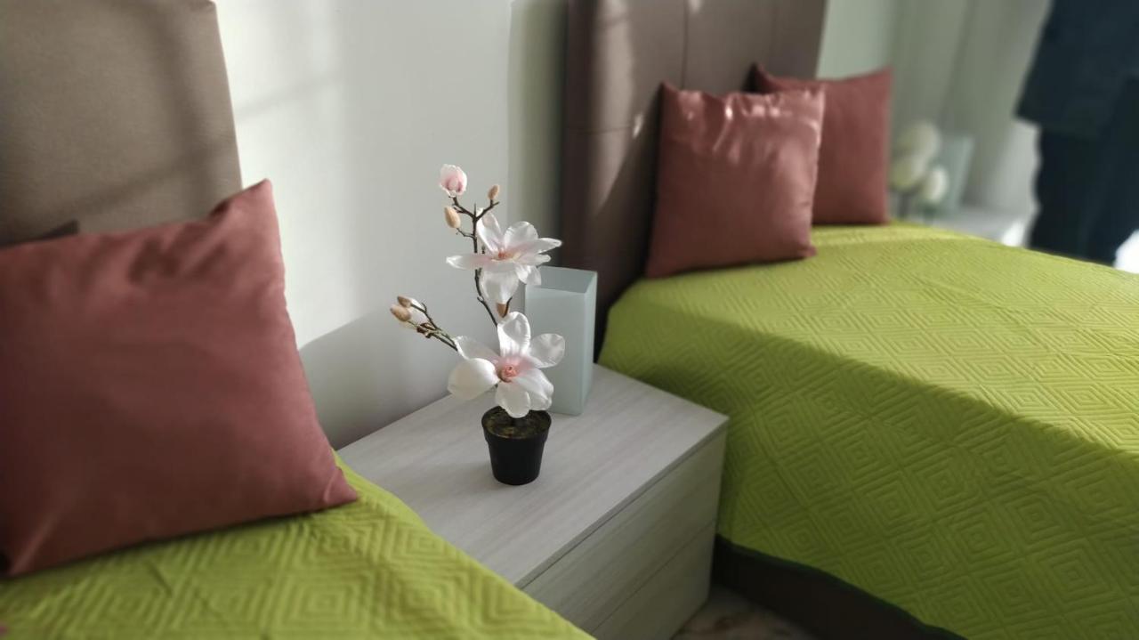 Malias Appartement Bari Buitenkant foto