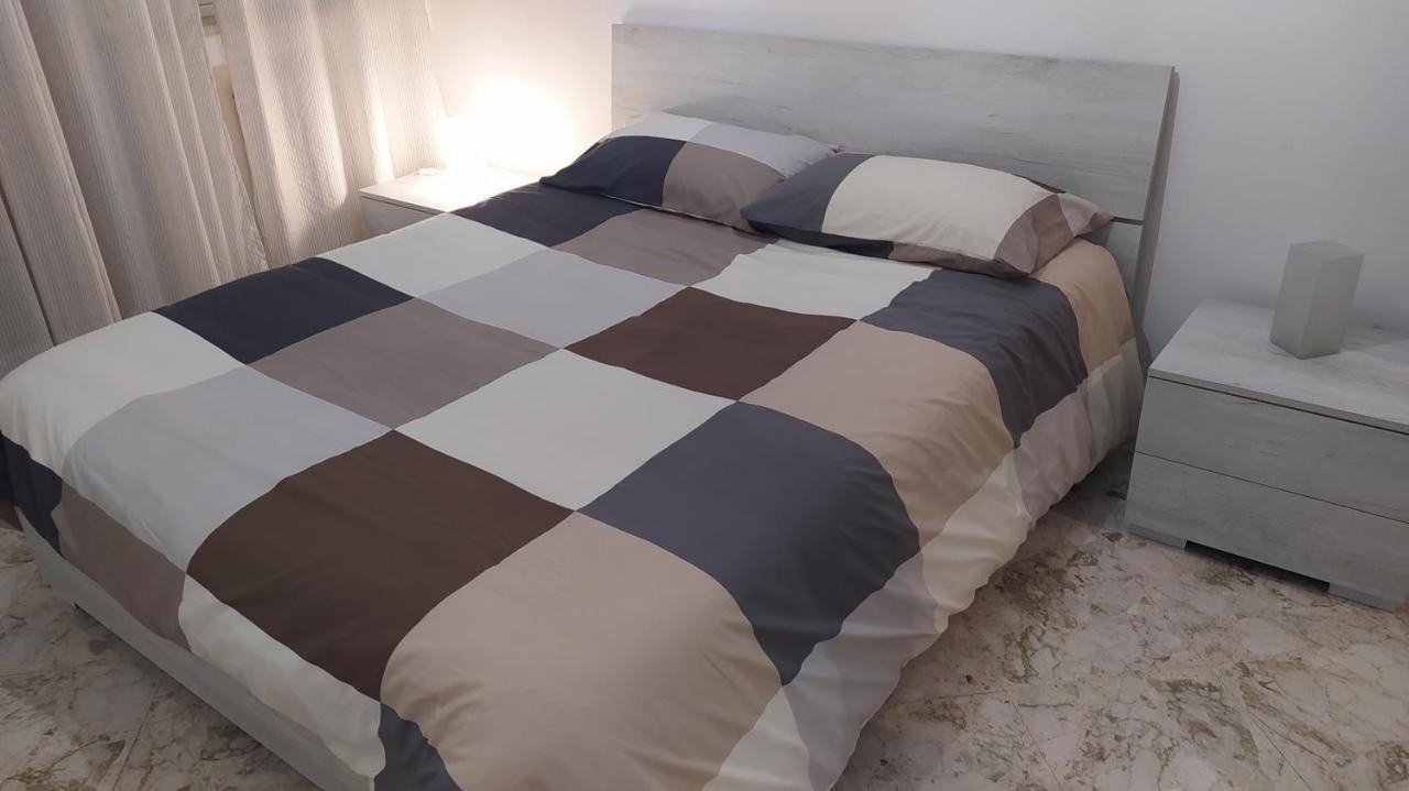 Malias Appartement Bari Buitenkant foto